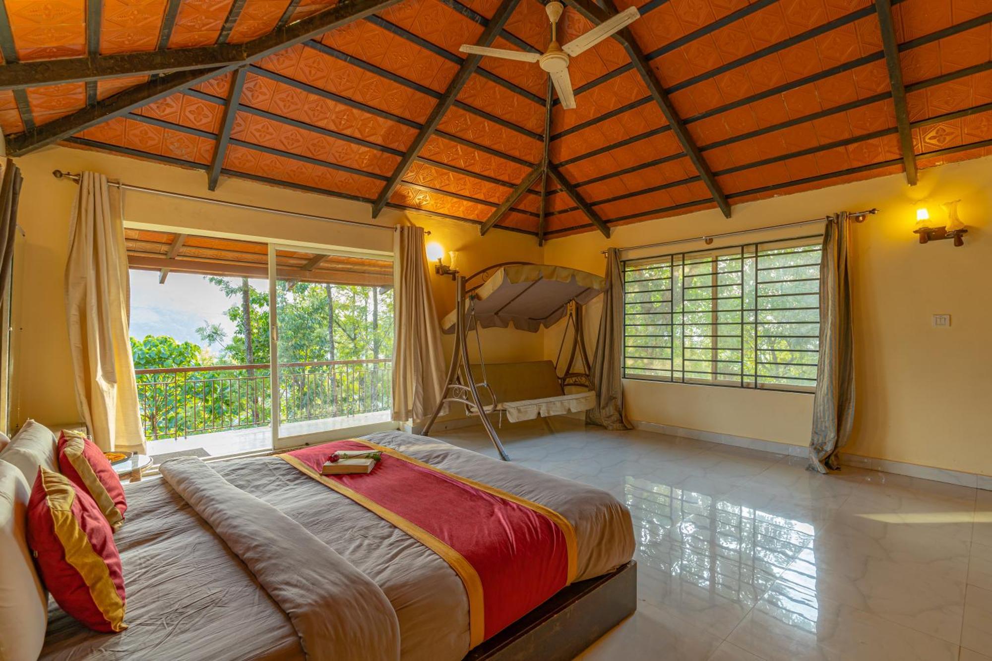 Q Swarga Retreat Otel Attigundi Dış mekan fotoğraf