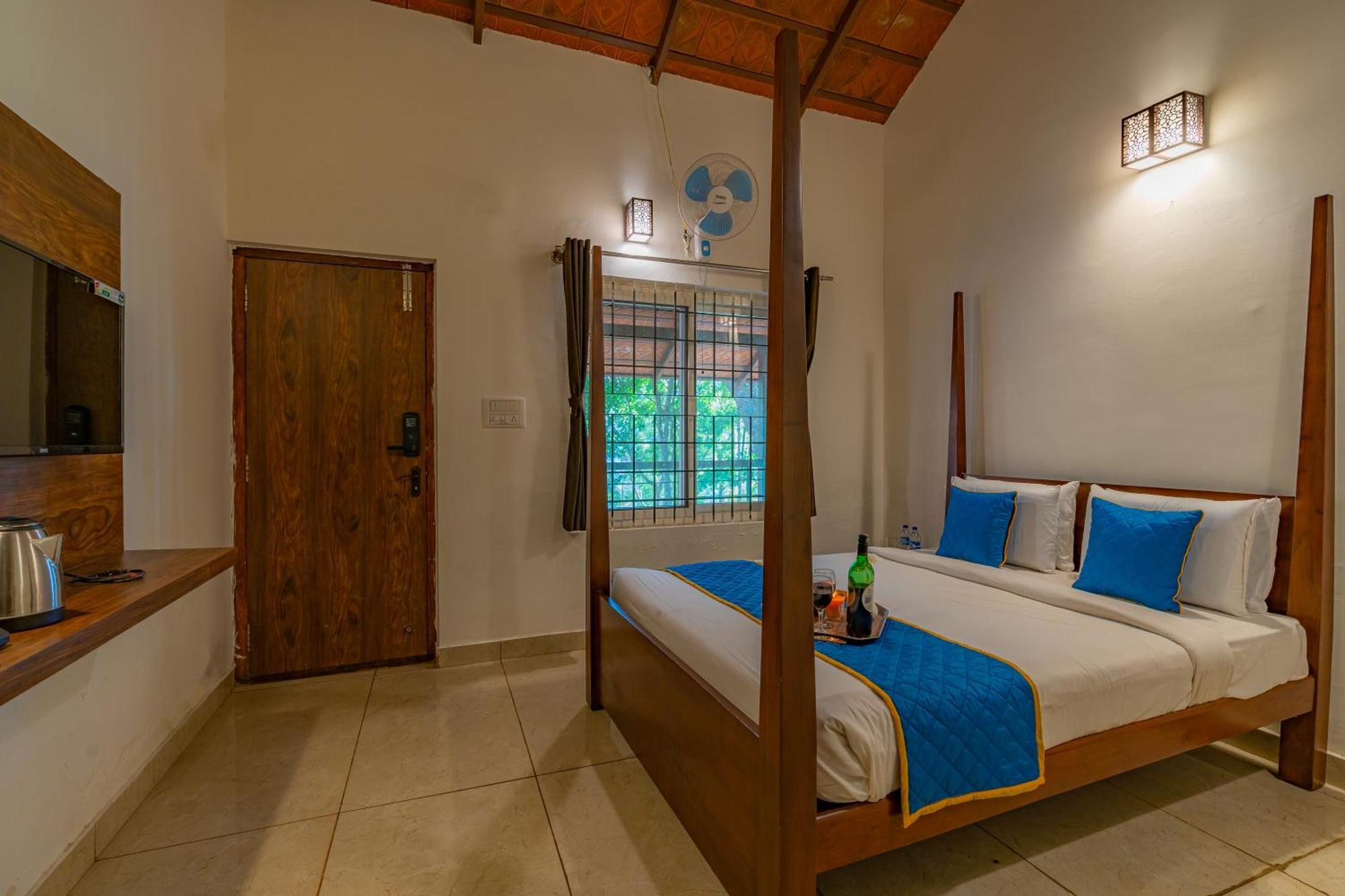 Q Swarga Retreat Otel Attigundi Dış mekan fotoğraf
