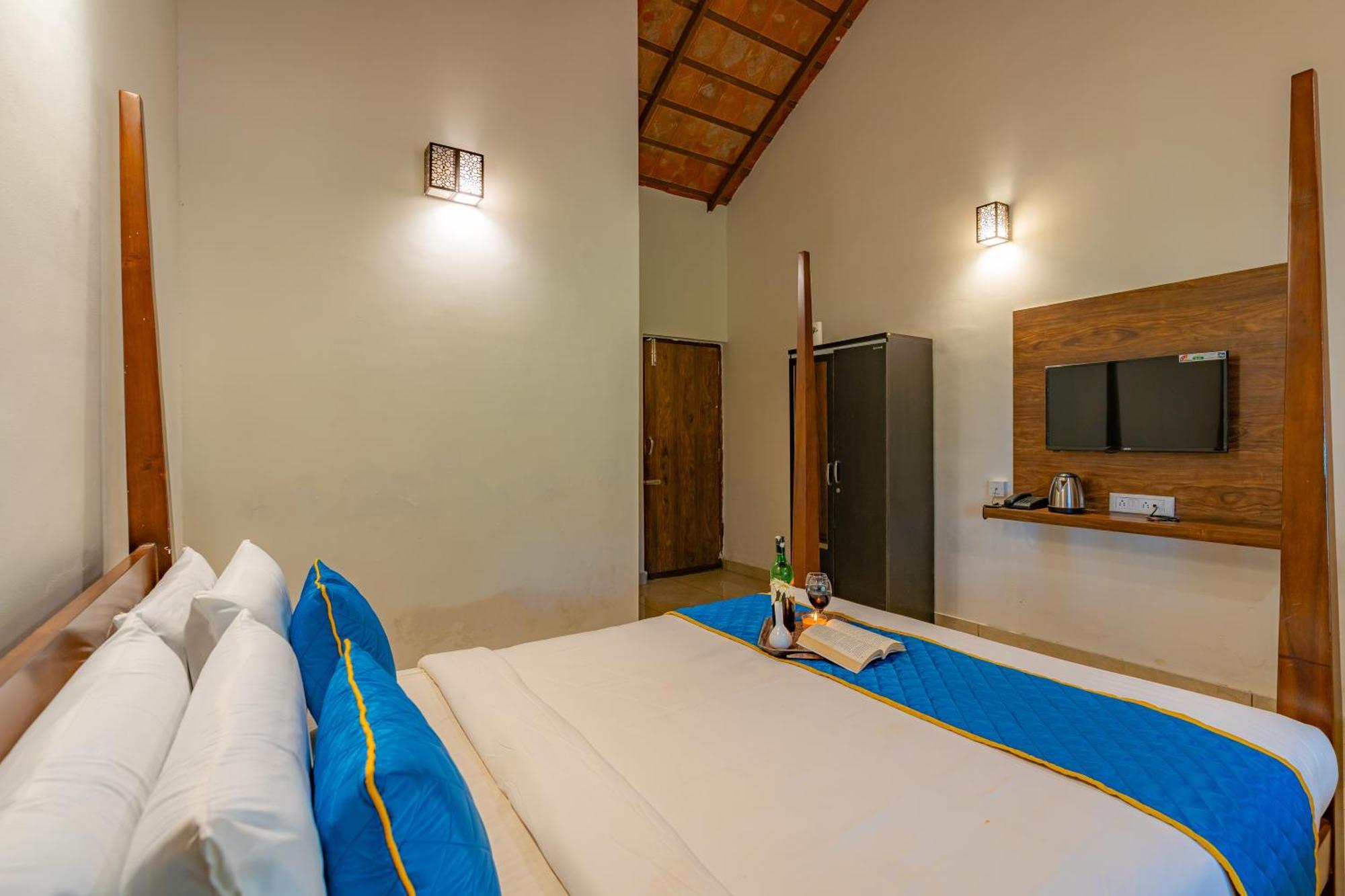 Q Swarga Retreat Otel Attigundi Dış mekan fotoğraf